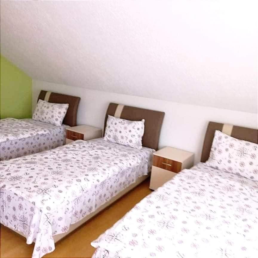 Visoko Room Buitenkant foto